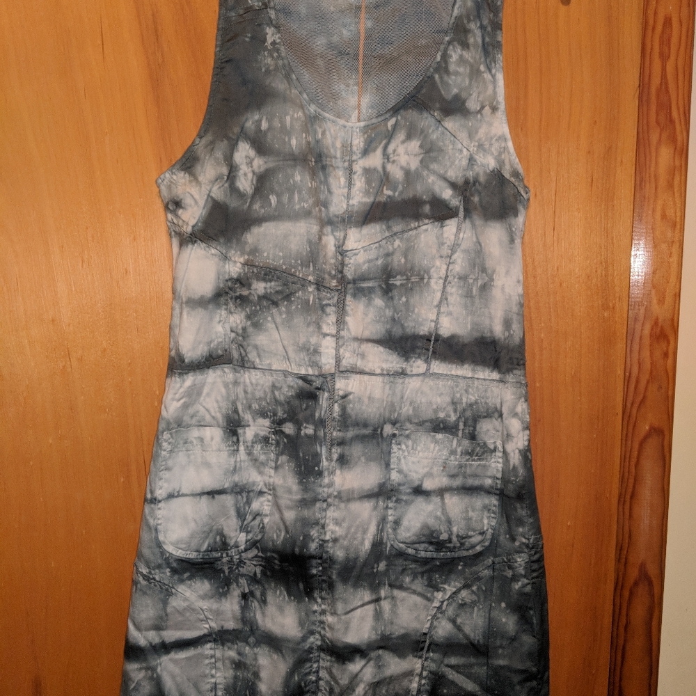 Unique jumper with mesh cutouts